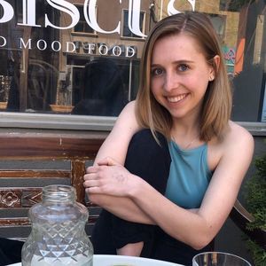 Meet your Posher, Olivia